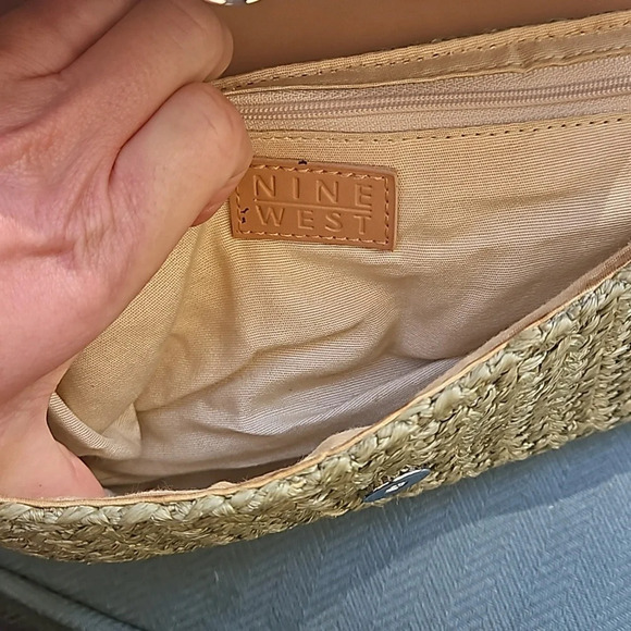 NINE WEST Raffia straw Hand/shoulder Bag In Sage Green. - Picture 6 of 10